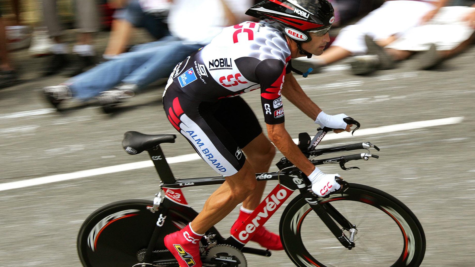 铁血防守的艺术，从毕尔巴鄂锁死尼日利亚，到孔德欧冠决赛的统治时刻