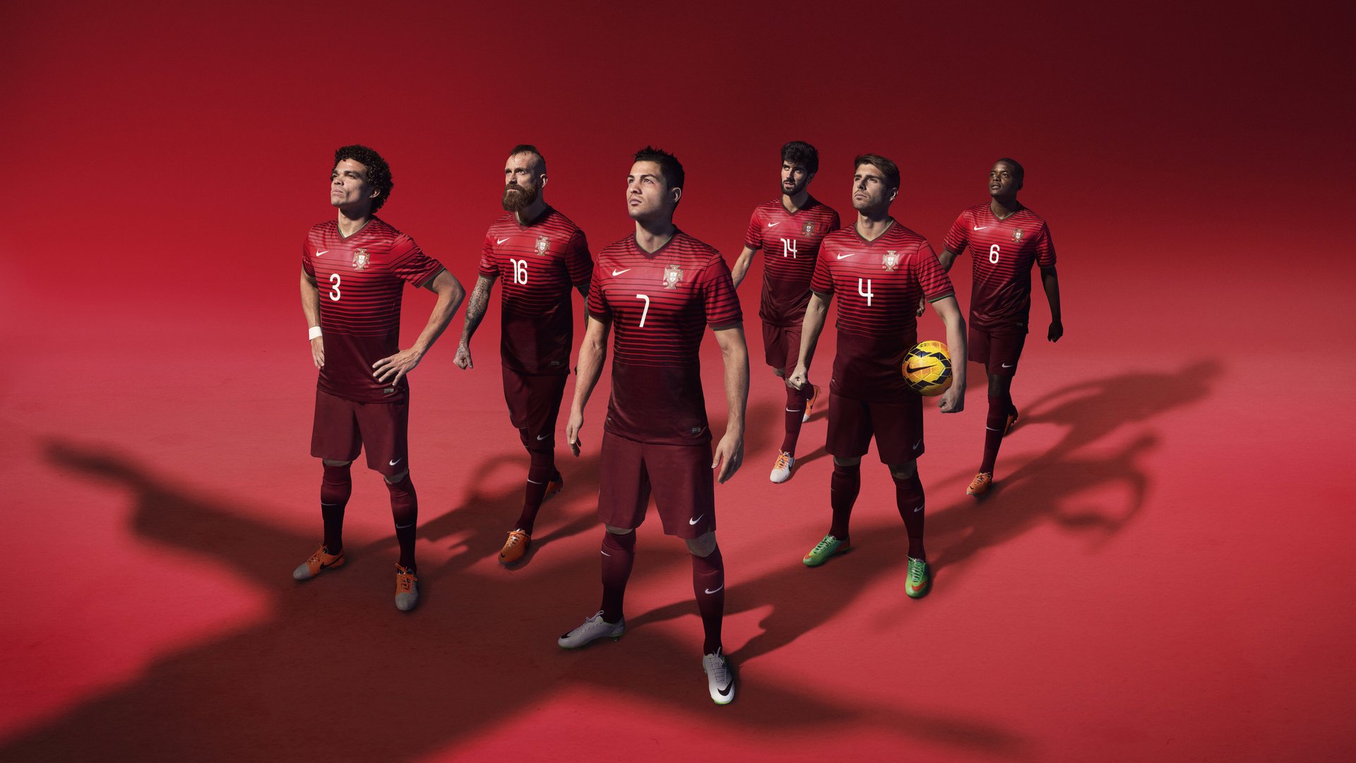 开云体育登录-当锡安在欧冠决赛接管比赛，魔术末节带走公牛，体育叙事中的唯一性瞬间