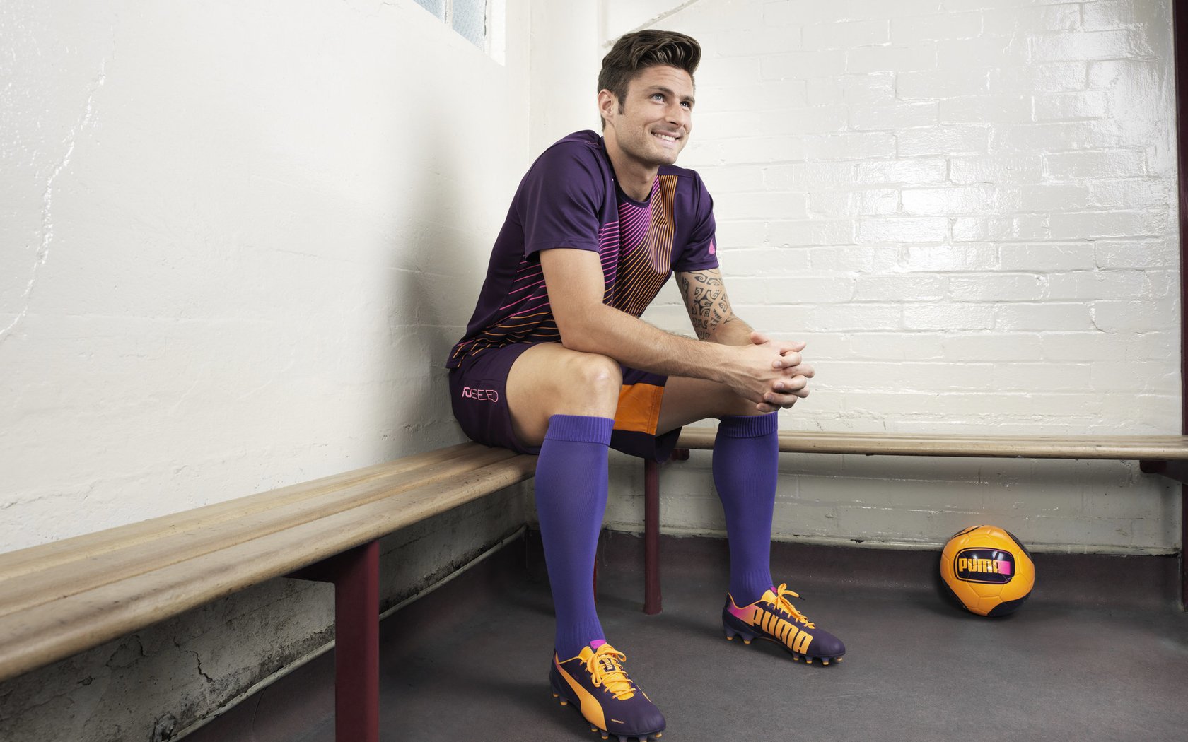 跨越赛场的统治力，广东铁血防守启示录与克莱·德甲争冠夜传奇